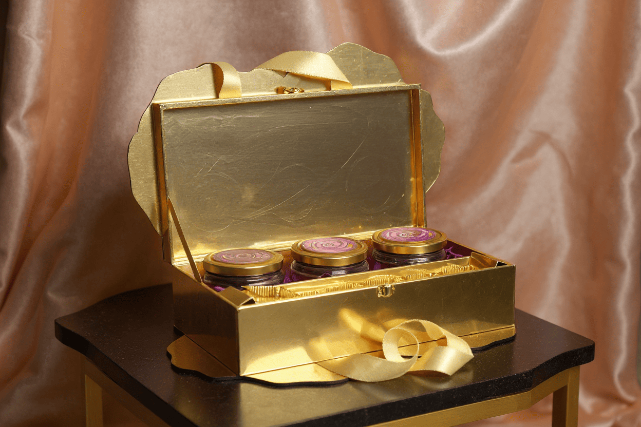 Premium Pink Floral Box OBB012