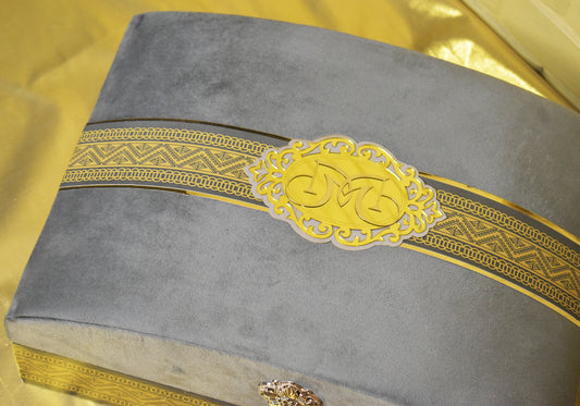 Timeless Velvet hamper Box OBB018