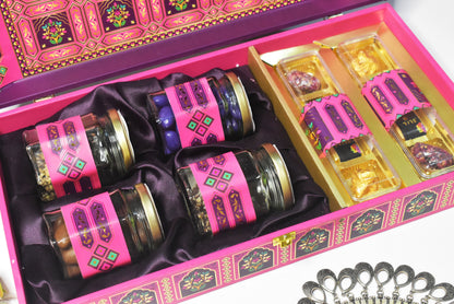 Pink Indulgence Hamper OFH003