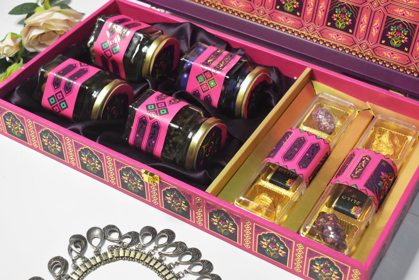 Pink Indulgence Hamper OFH003