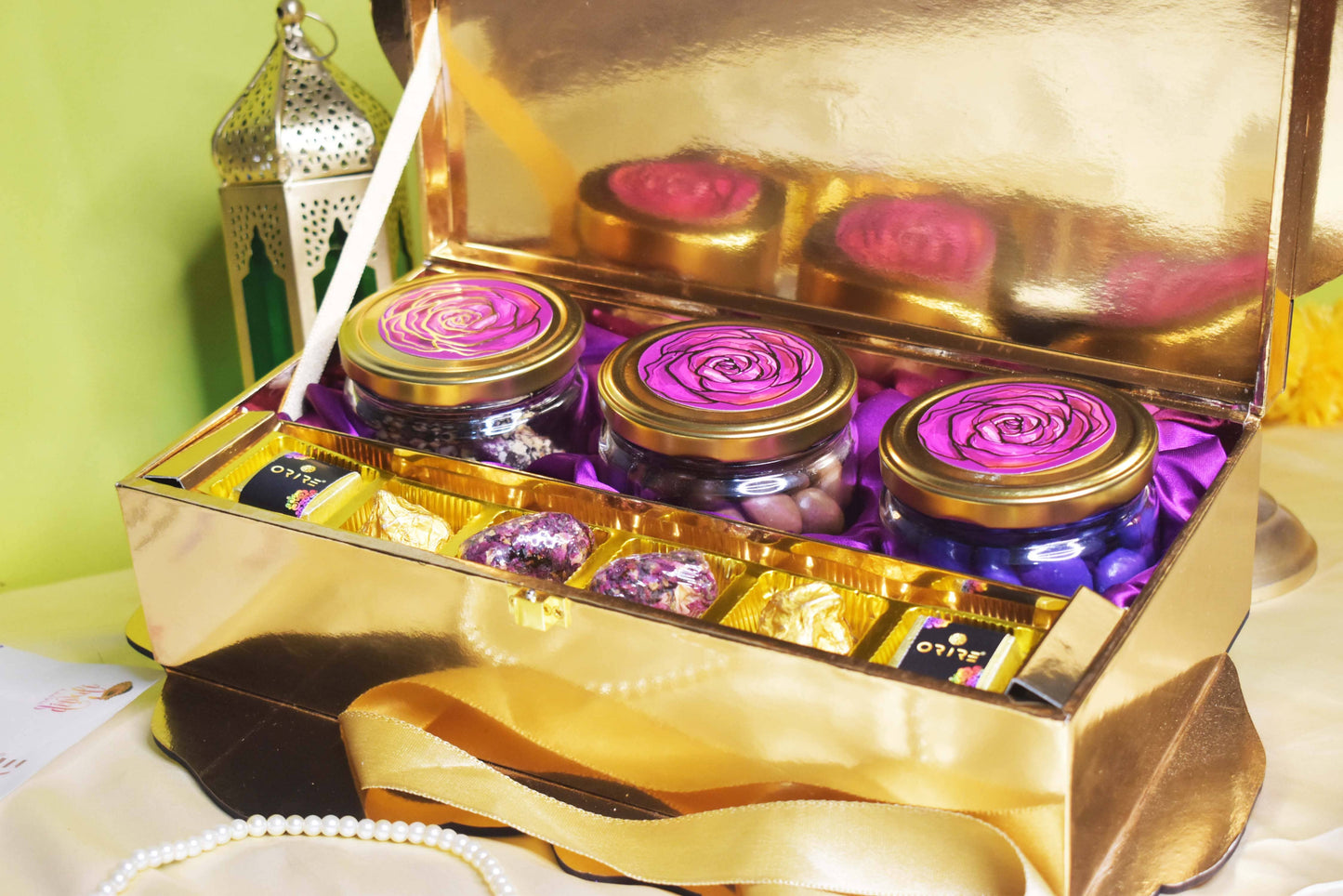 Premium Pink Floral Box Luxury Hamper OFH012