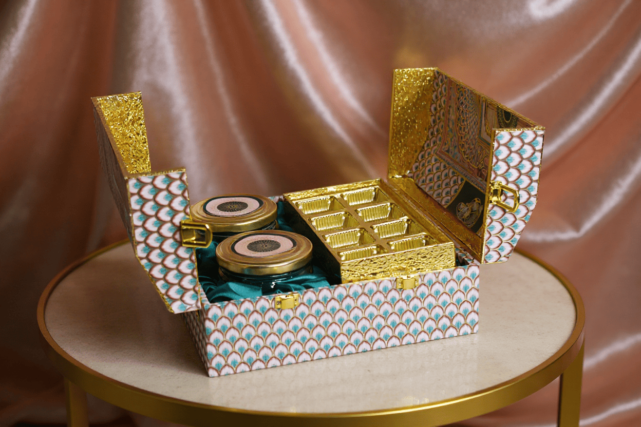 Dual Tone Luxe Double Door Box OBB007