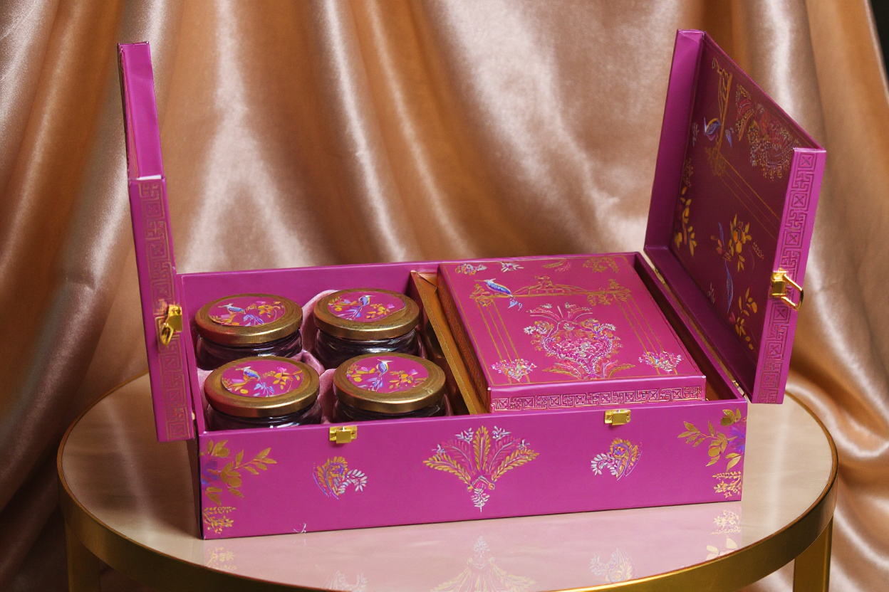 Magenta Treasure Doors Box OBB017